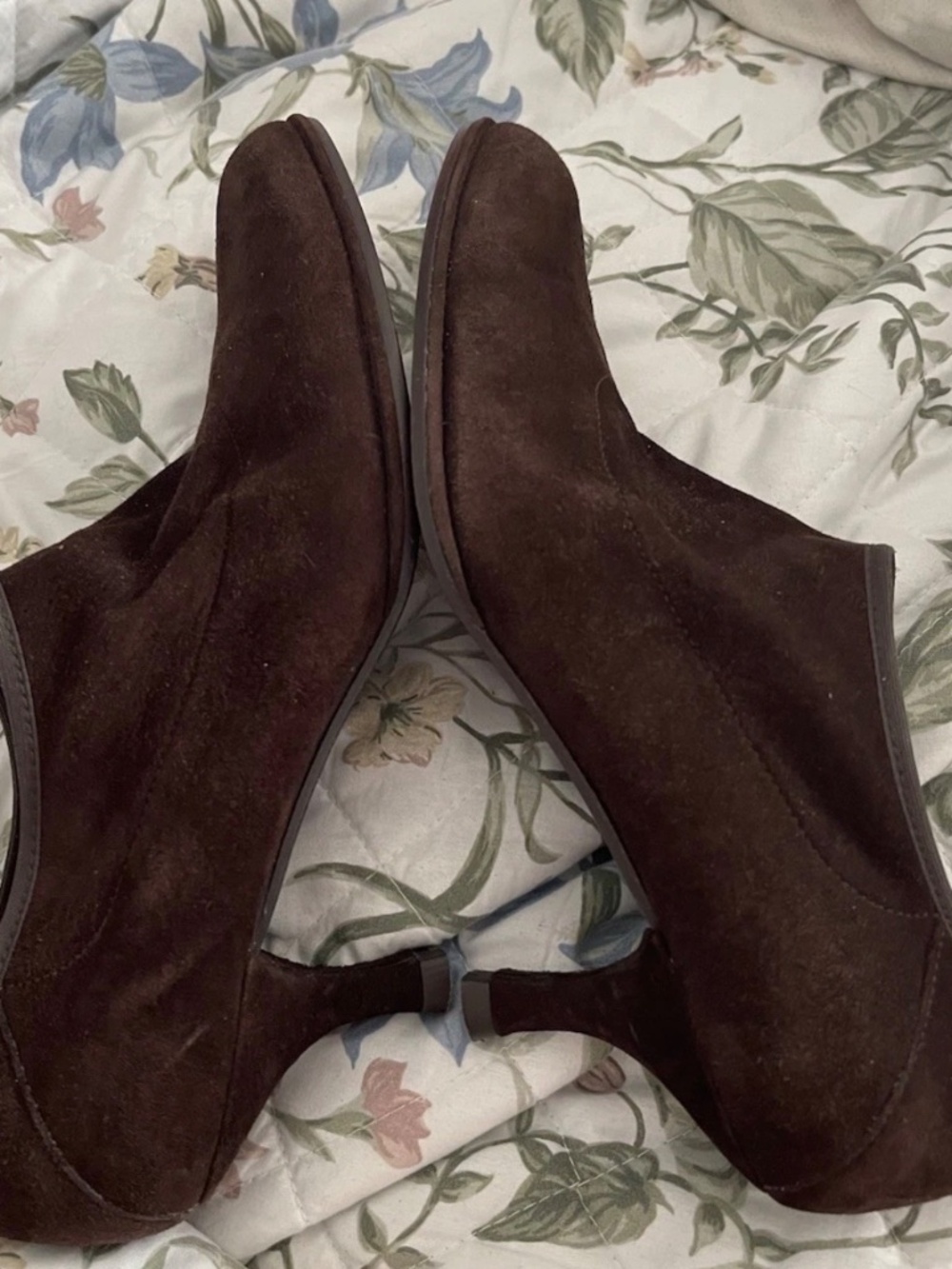 Stuart Weitzman Women’s Brown Suede Heeled Booties 7 Classic Old Money Luxe